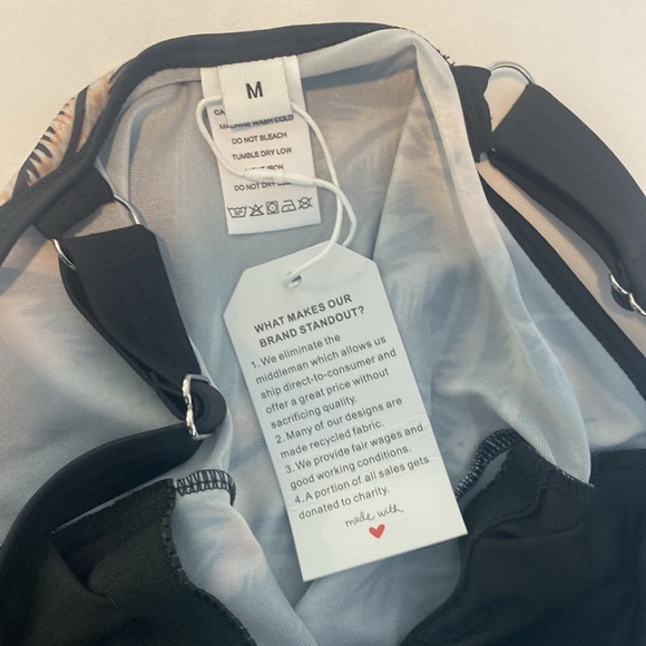 Swimsuit - Picture 7 of 7